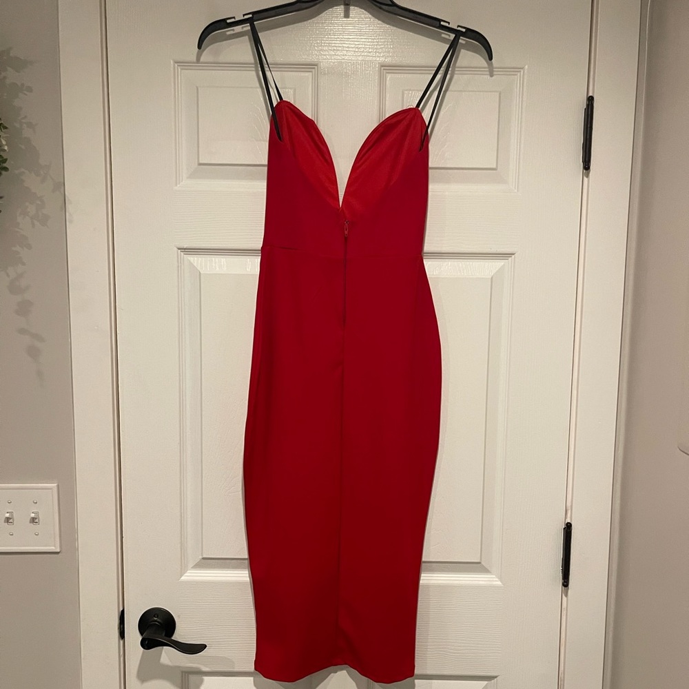 NWT windsor strapless dress. Plunging front.
